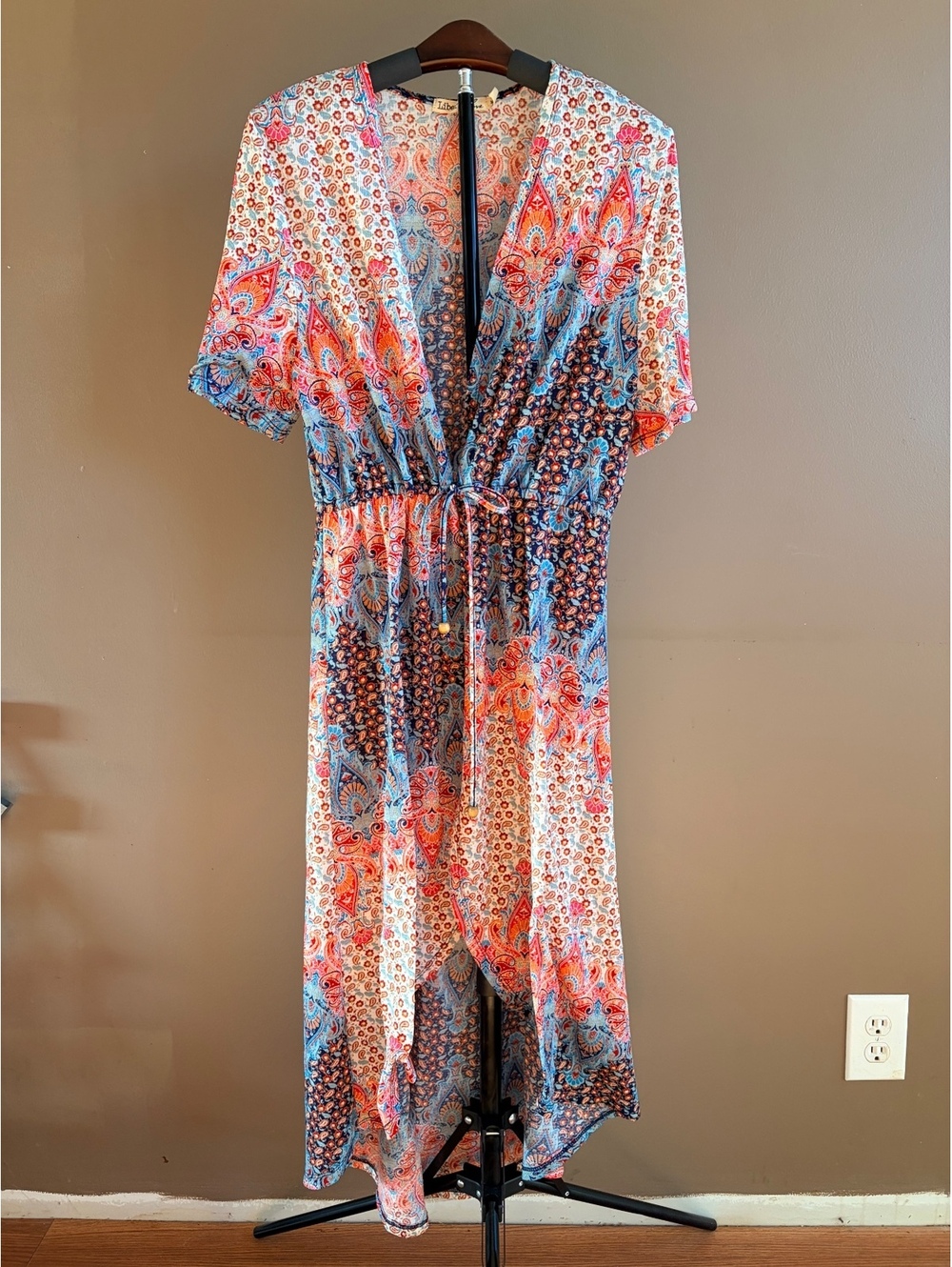 Liberty Love Women's Large Bohemian Patterned Maxi Dress with V-Neck and Drawn-W